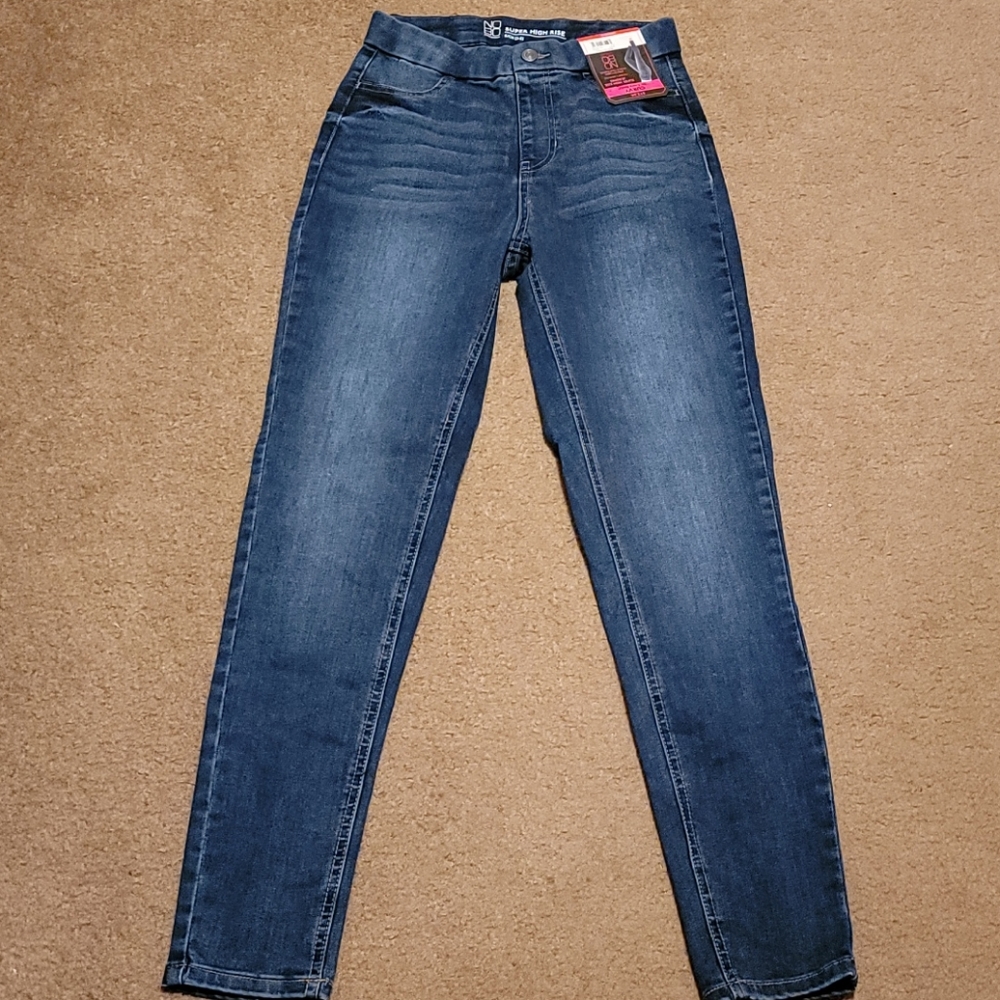 No Boundaries jeans